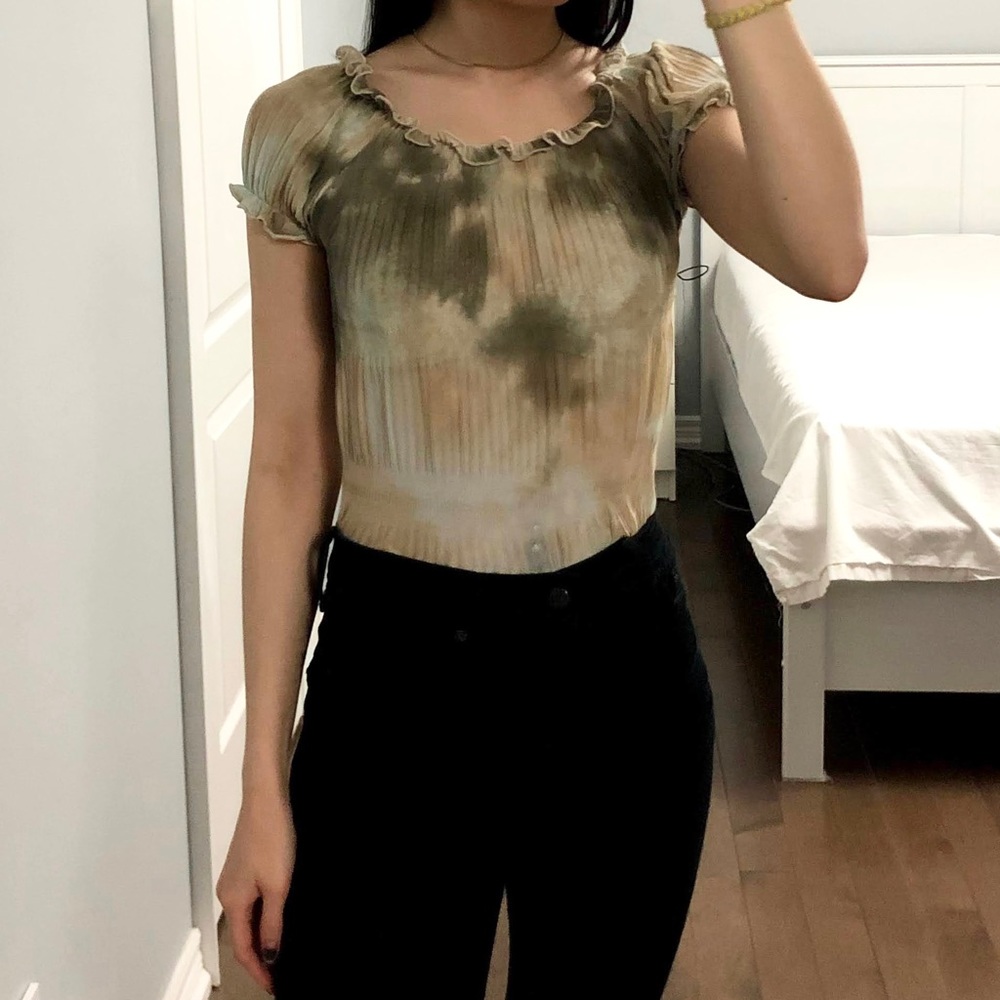 Y2K • Earthy Chiffon Top - Picture 7 of 9